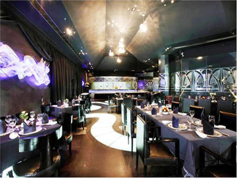 The Ashok, Hotel 5*