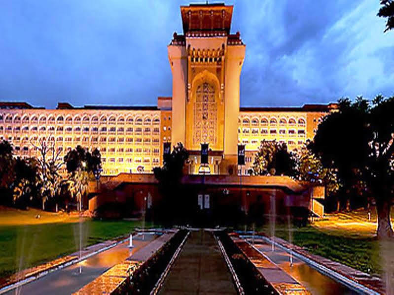 The Ashok, 5*
